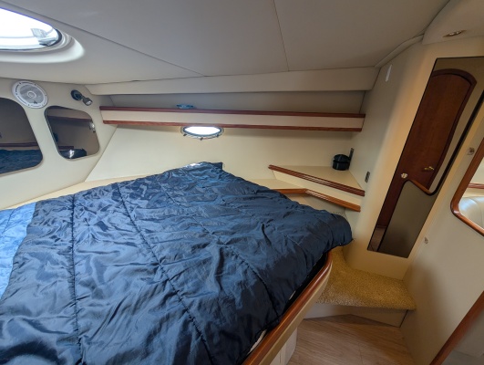 36ft Cruisers Yachts Yacht For Sale