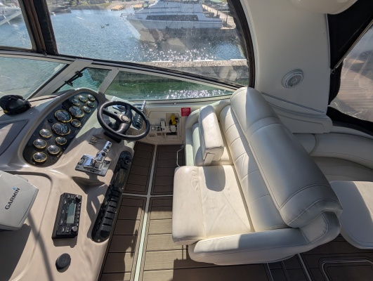 36ft Cruisers Yachts Yacht For Sale