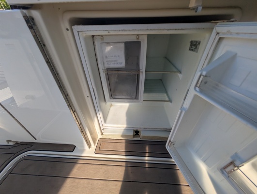 36ft Cruisers Yachts Yacht For Sale