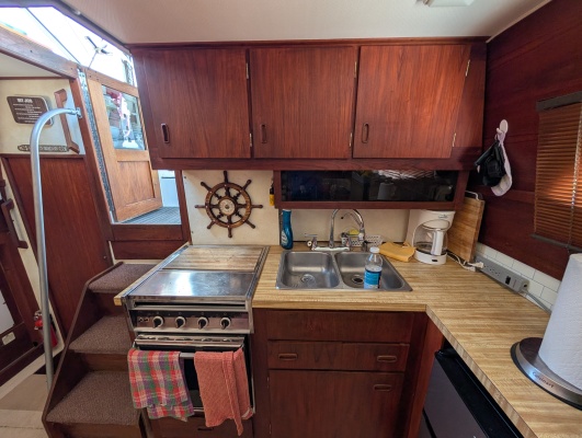 36ft Trojan Yacht For Sale