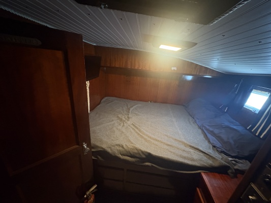 53ft Hatteras Yacht For Sale