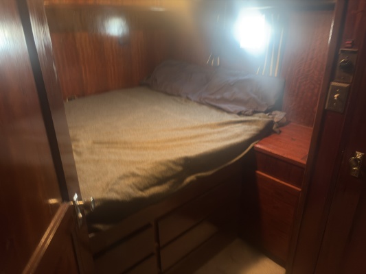 53ft Hatteras Yacht For Sale