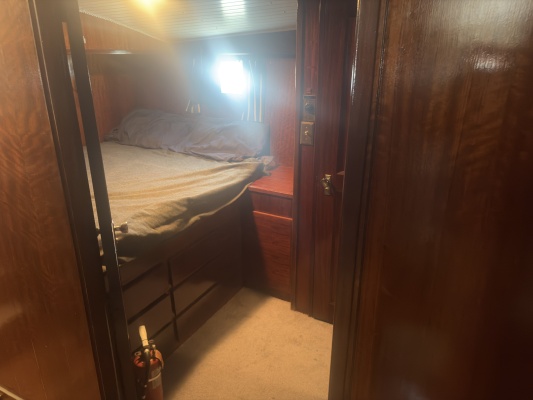 53ft Hatteras Yacht For Sale