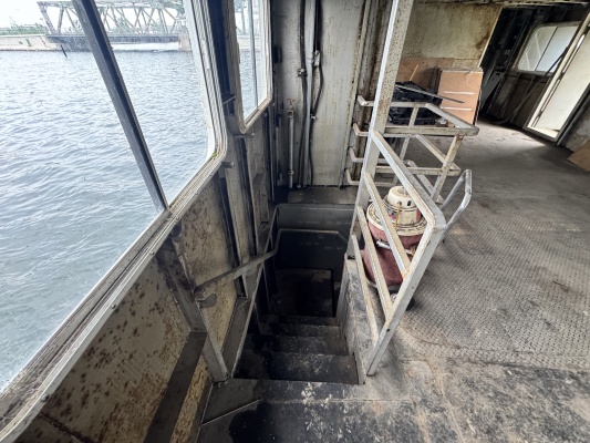 84ft Custom Yacht For Sale
