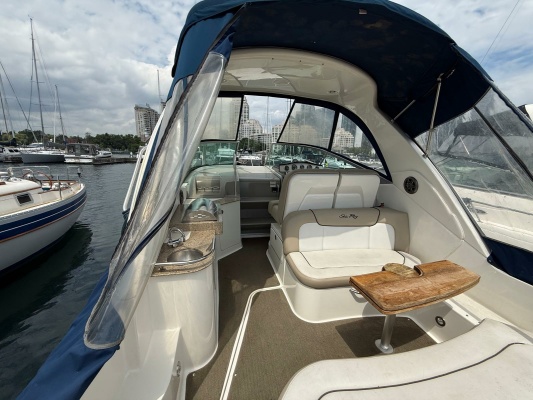 33ft Sea Ray Yacht For Sale