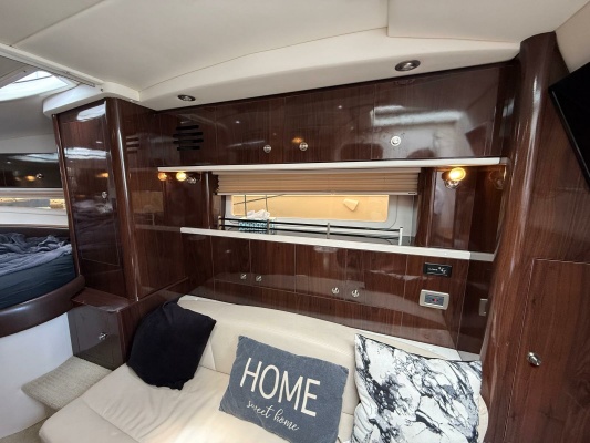 33ft Sea Ray Yacht For Sale