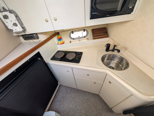 33ft Cruisers Yachts Yacht For Sale