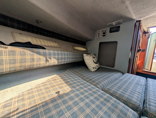 28ft Sea Ray Yacht For Sale