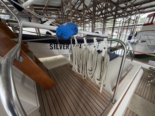 42ft Grand Banks Yacht For Sale