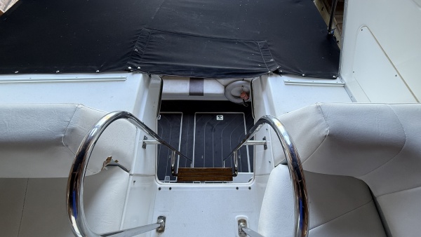 36ft Bayliner Yacht For Sale