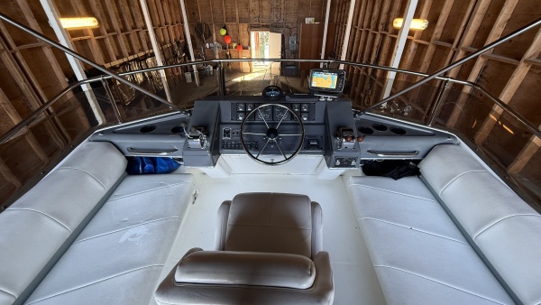 36ft Bayliner Yacht For Sale