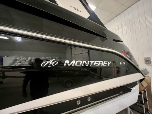 32ft Monterey Yacht For Sale