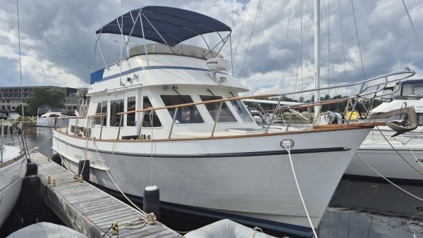 38ft Ocean Alexander Yacht For Sale