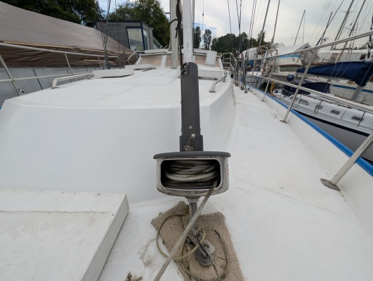 48ft Bruce Roberts Yacht For Sale