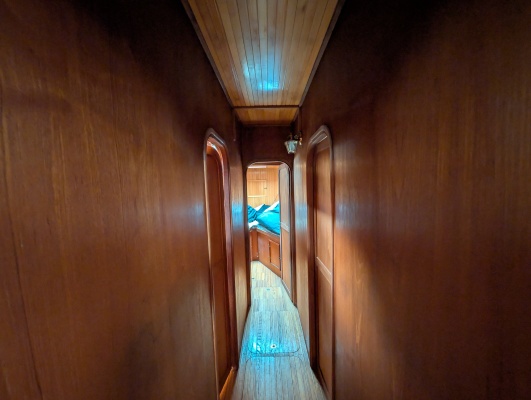48ft Bruce Roberts Yacht For Sale