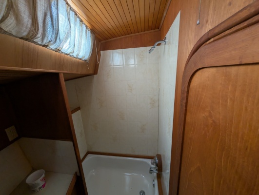 48ft Bruce Roberts Yacht For Sale