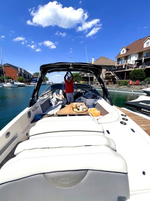 29ft Rinker Yacht For Sale