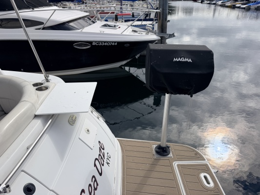 29ft Four Winns Yacht For Sale