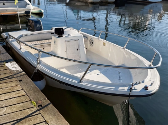 15-ft-Edgewater-1996-150- Toronto Ontario Canada  yacht for sale