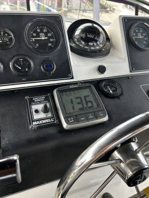 39ft Carver Yacht For Sale