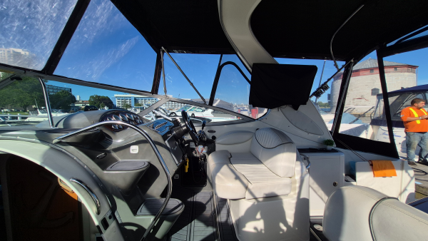 31ft Maxum Yacht For Sale