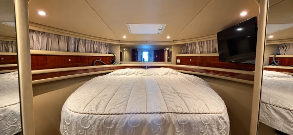 Sea Ray 480 Sedan Bridge Yacht For Sale