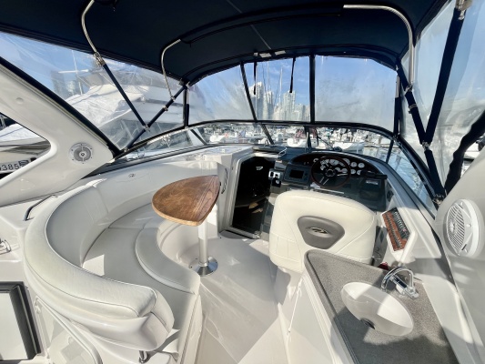 30ft Regal Yacht For Sale