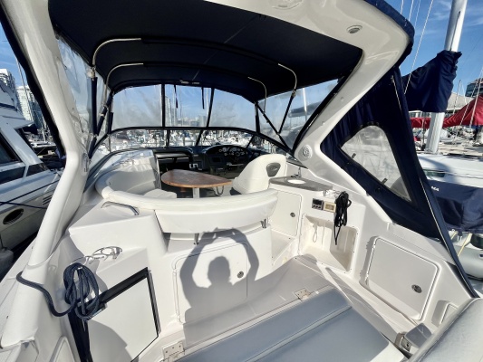 30ft Regal Yacht For Sale