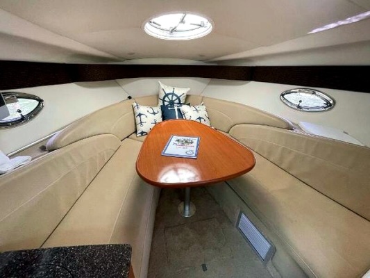 27ft Maxum Yacht For Sale