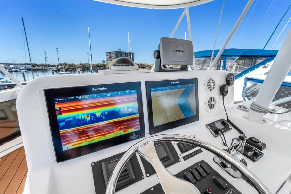 2006 Luhrs 41