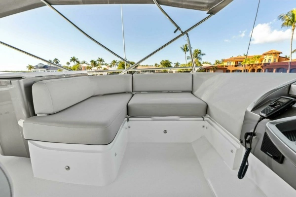 2023 Princess 50