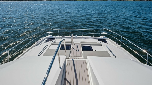 Remarkable I 54ft Aquila Yacht For Sale