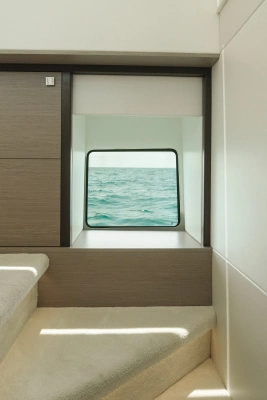 2025 Sunseeker 76