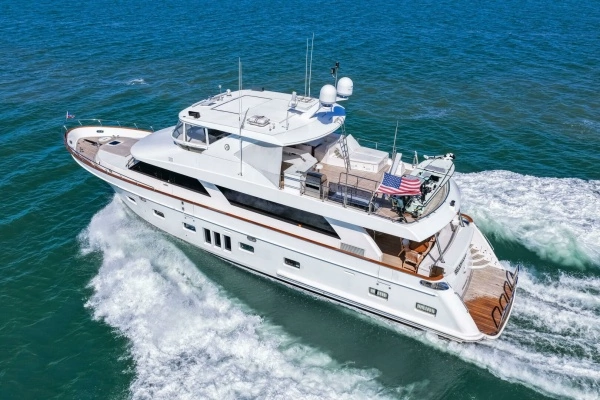 2010 Ocean Alexander 83