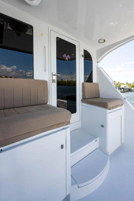 2004 Hatteras 60