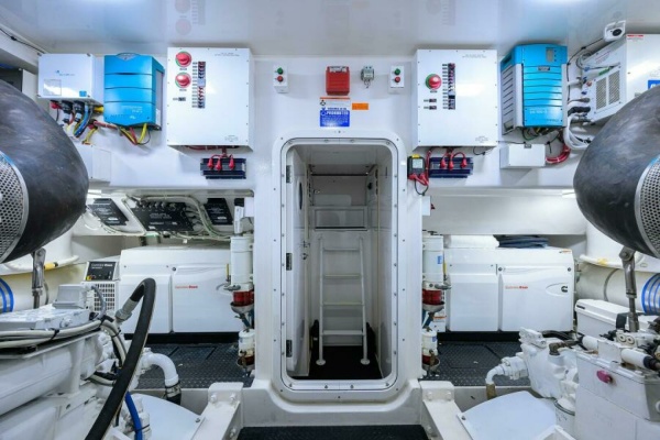 BLU FROG 82ft Viking Yacht For Sale