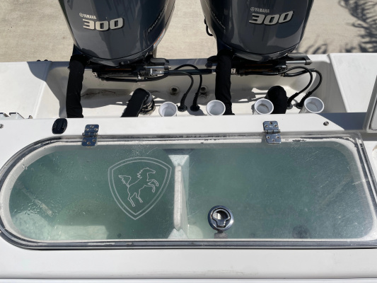 INTENSITY 2 29ft Century Yacht For Sale