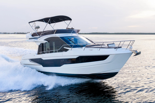 40ft Galeon Yacht For Sale