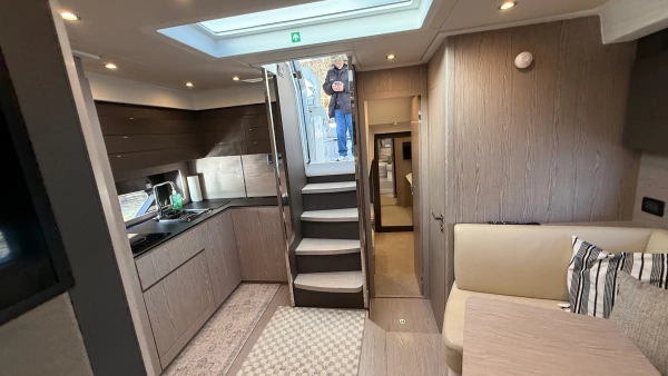 2023 Azimut 45