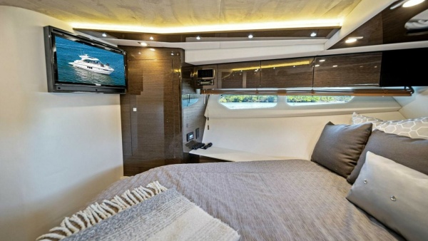 My Everything 45ft Cruisers Yachts Yacht For Sale