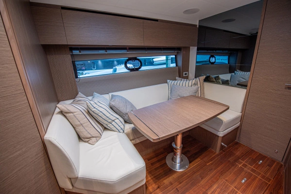 2025 Princess 40