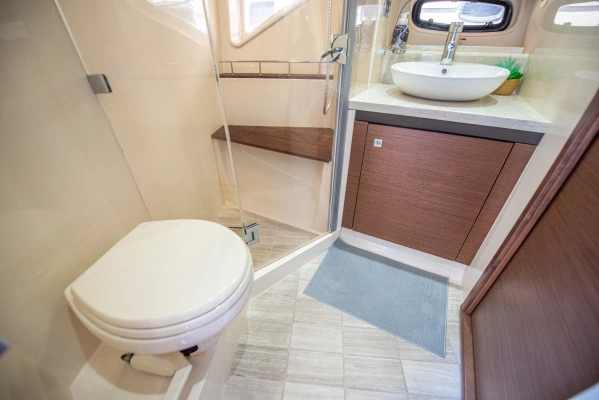 Sea Ray Sundancer 510 Yacht For Sale
