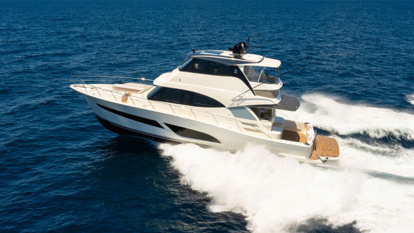 58 Sports Motor Yacht 58ft Riviera Yacht For Sale