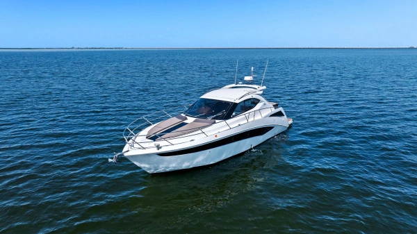 2017 Galeon 44