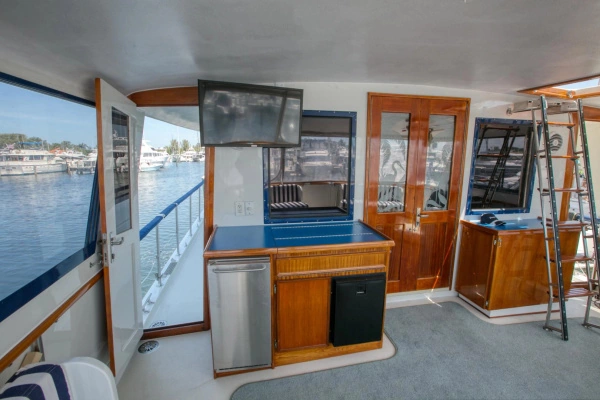 Hatteras 56 Motor Yacht Yacht For Sale