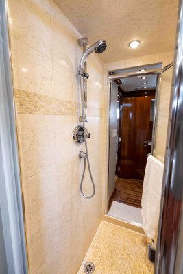 WELL DONE 84ft Burger Yacht For Sale