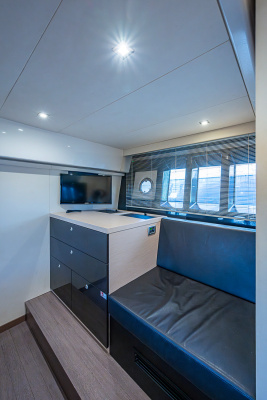 DOMINUS 56ft Cranchi Yacht For Sale