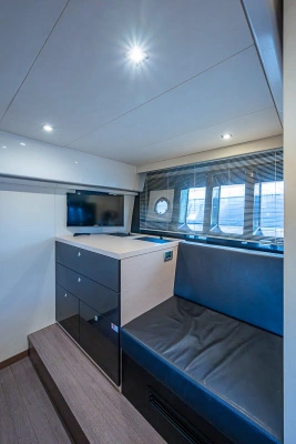 2012 Cranchi 56