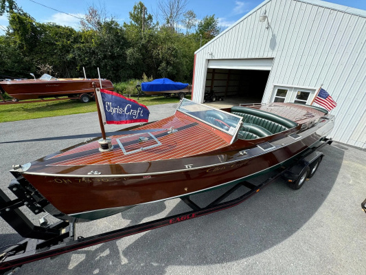The Paragon 26ft Chris Craft Yacht For Sale
