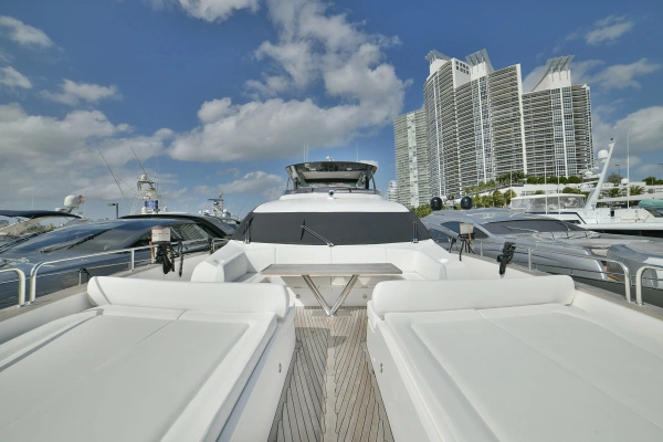 Sunseeker 28 Metre Yacht Yacht For Sale